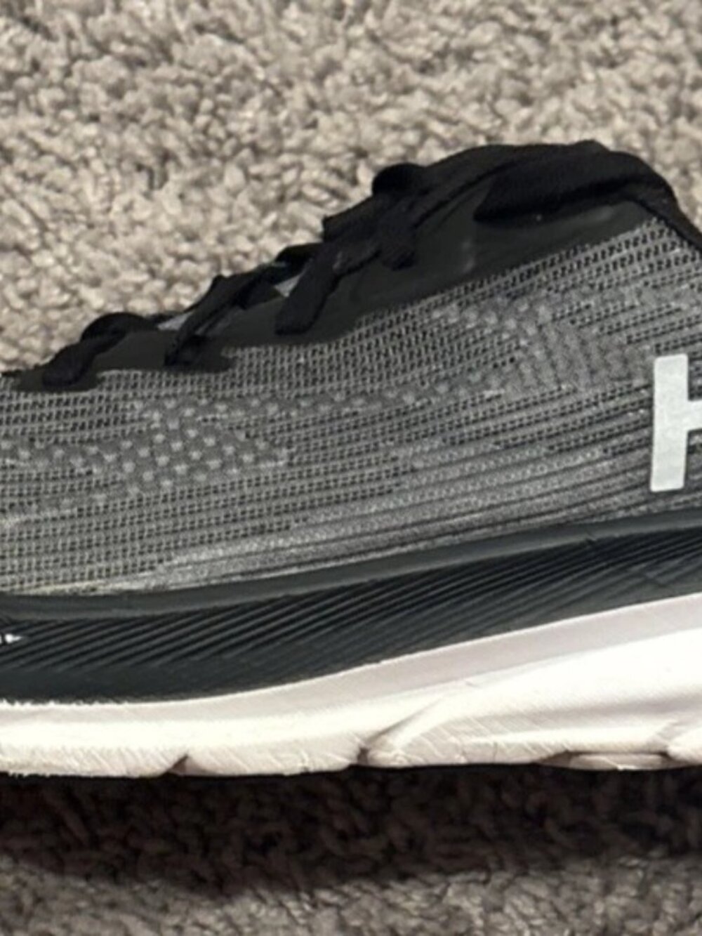 Hoka One One Clifton 9 1131170-BWHT Youth 6MD Running Shoe Black White Sneaker